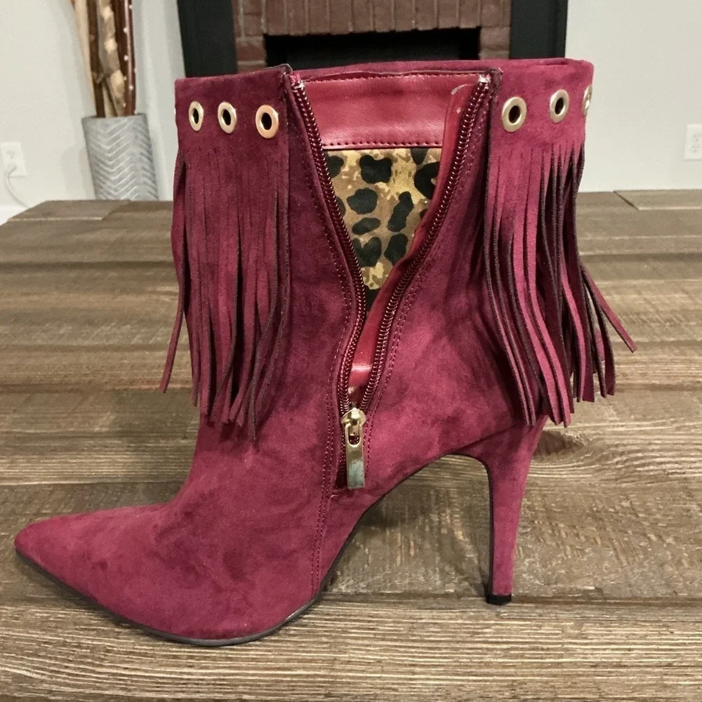 ASHLEY STEWART Grommet Fringe Bootie Fashion Boots Burgundy Sz 11w